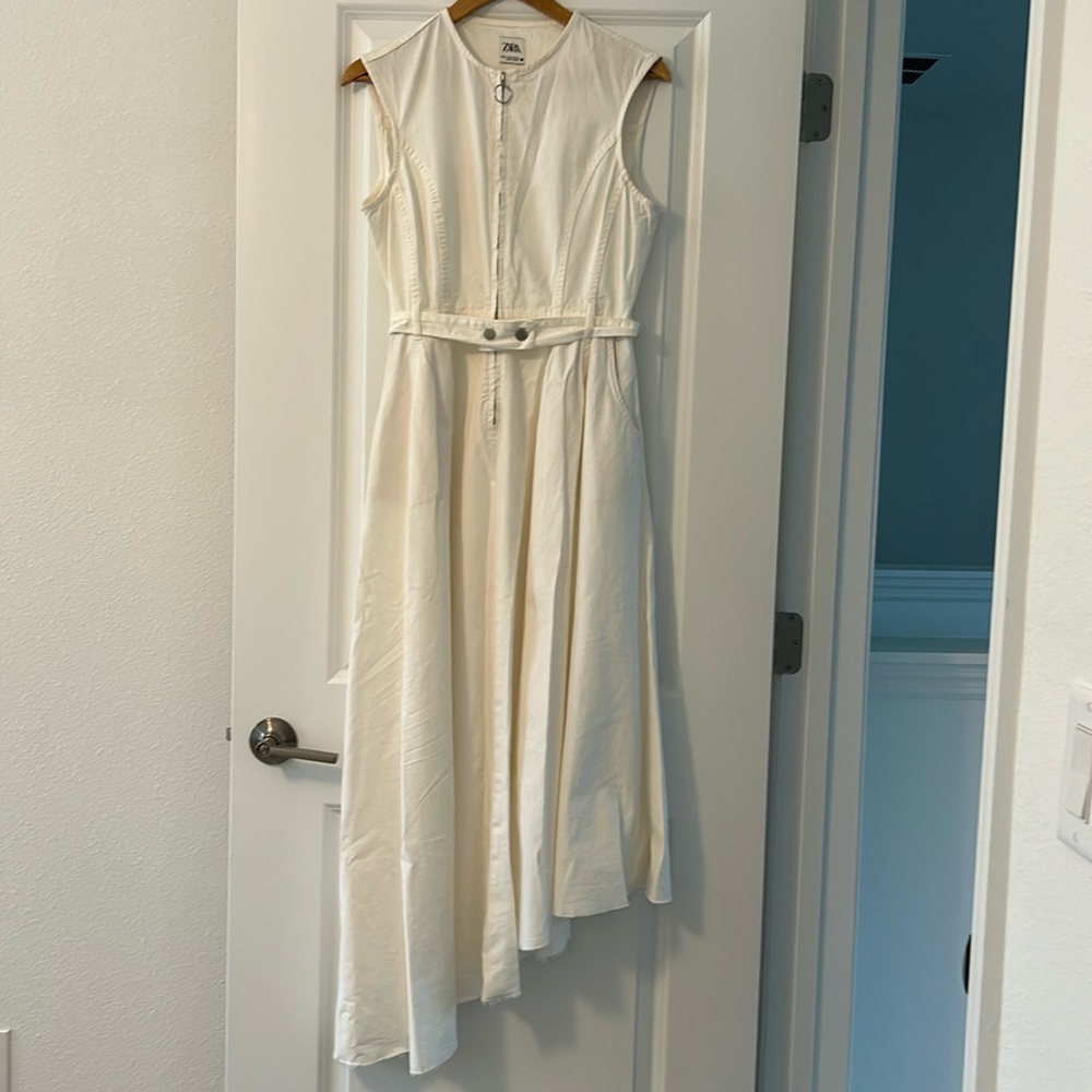 Beautiful Zara dress size medium